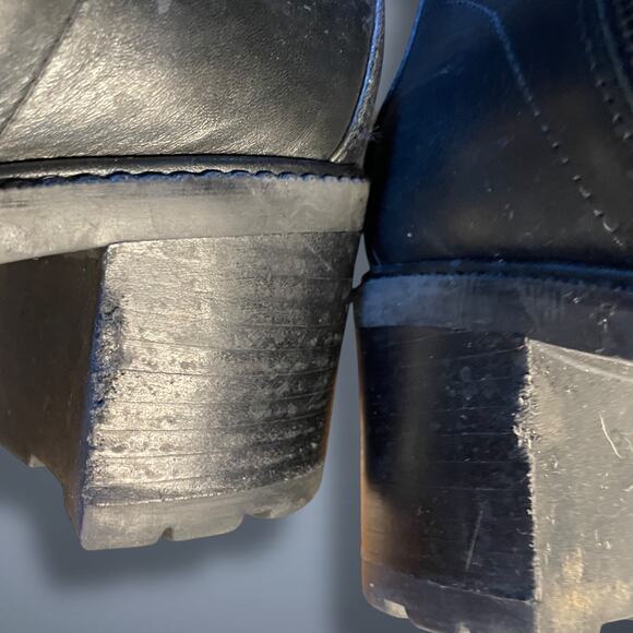 Women's Size 11 VINCE CAMUTO Gaviana Black Leather Boots Side Zip Lace Up Boots - Picture 15 of 15